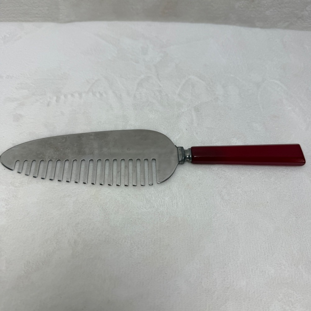 VTG Red Bakelite Handle Cake Pie Cutter‎ Server Comb Edge MCM 9.5"